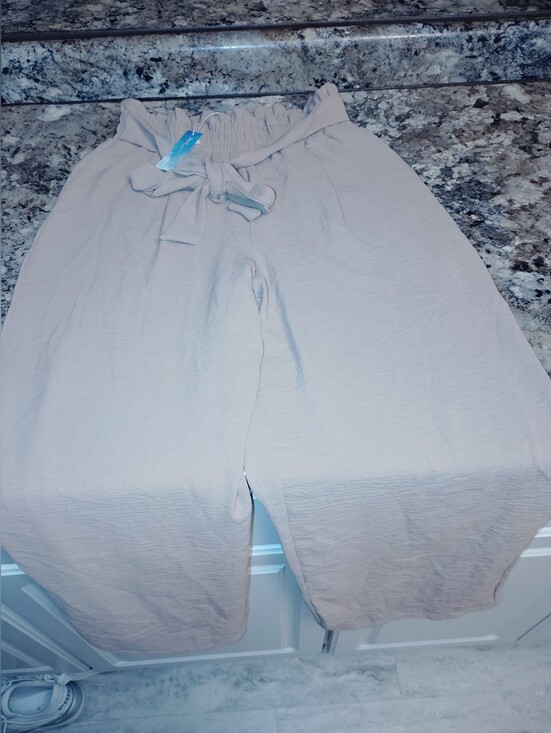 hey moments Pants - Nwt Small High-Rise Wide-Leg Paperbag Pants in Light Taupe Baggy
